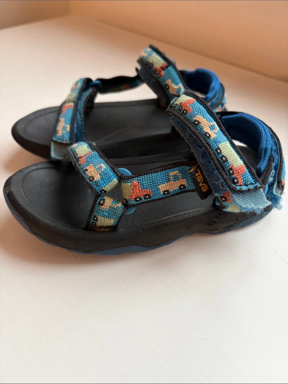 Teva Toddler’s Hurricane XLT Jr Sandals Size 8T